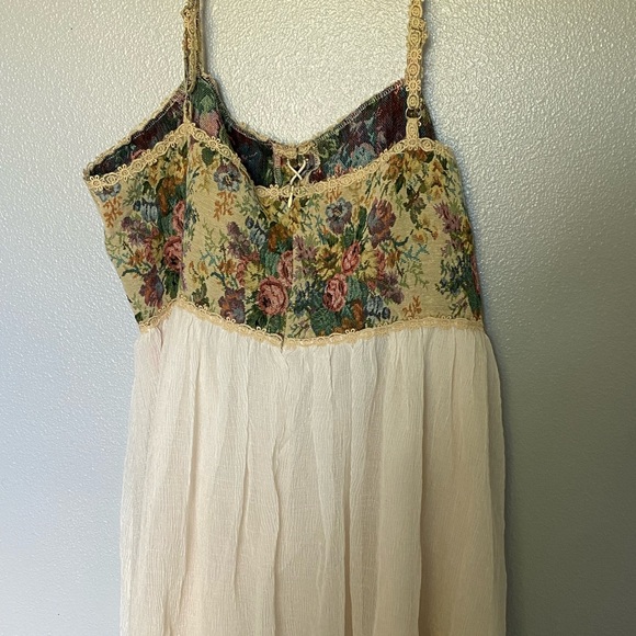 New - Picture 3 of 4